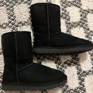 Women’s Classic Short UGG Boots